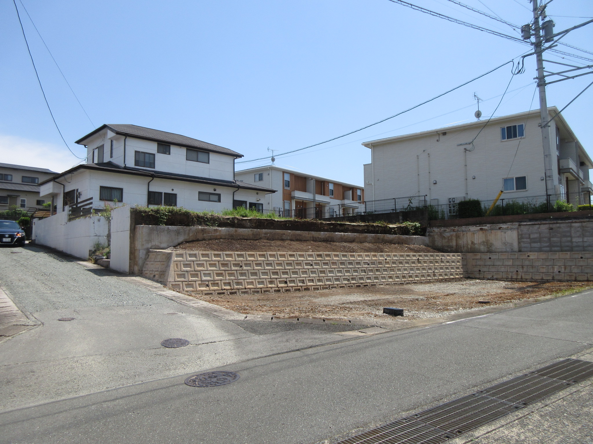 土地広々100坪超！龍田4丁目土地